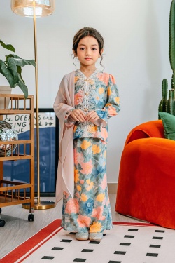 TUSCA x ELLE & TOTS KIDS : Alyssa Kids Kurung Mini in Green